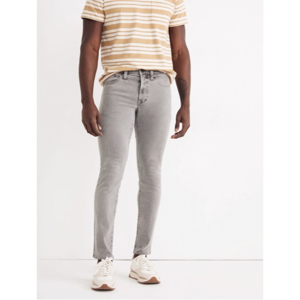Madewell Athletic Slim Jeans Mens 28x32 Gray Garment Dyed Denim